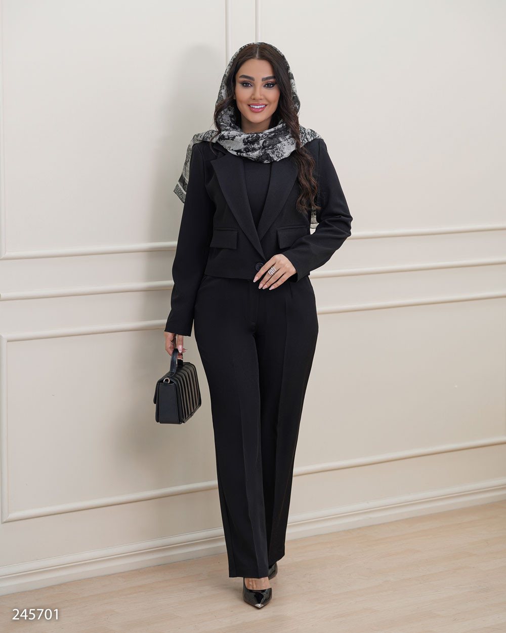 ست سه تیکه و کت و شلوار زنانه گندمک